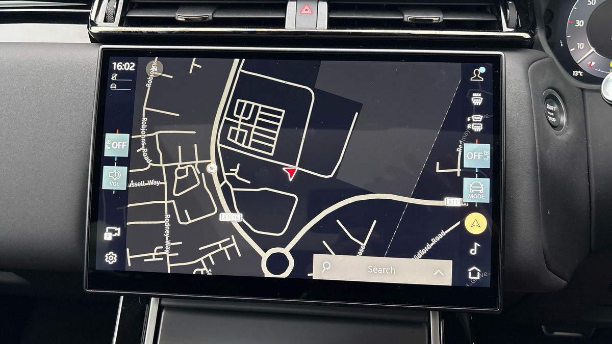 Land Rover Range Rover Velar Image 17