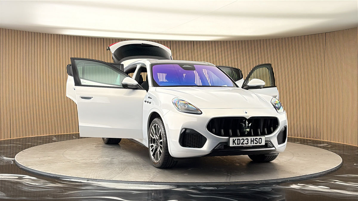 More views of Maserati Grecale