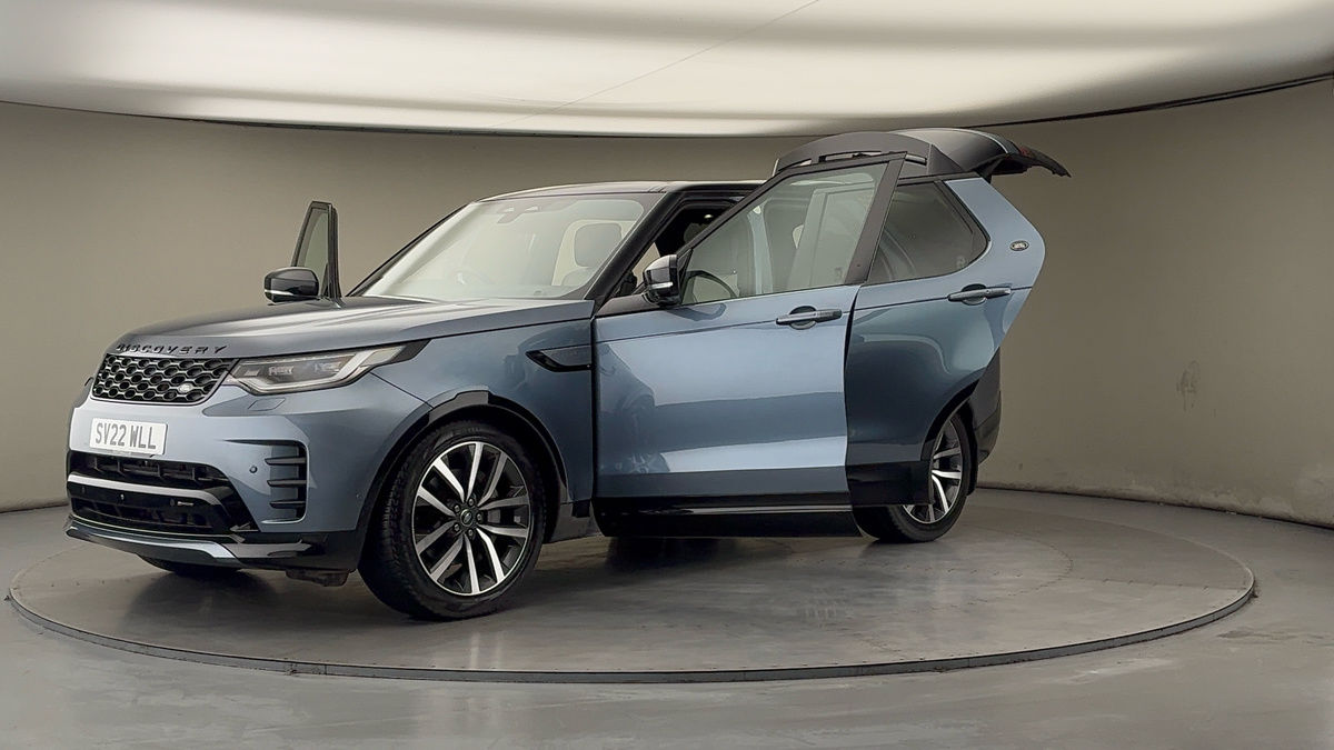 More views of Land Rover Discovery