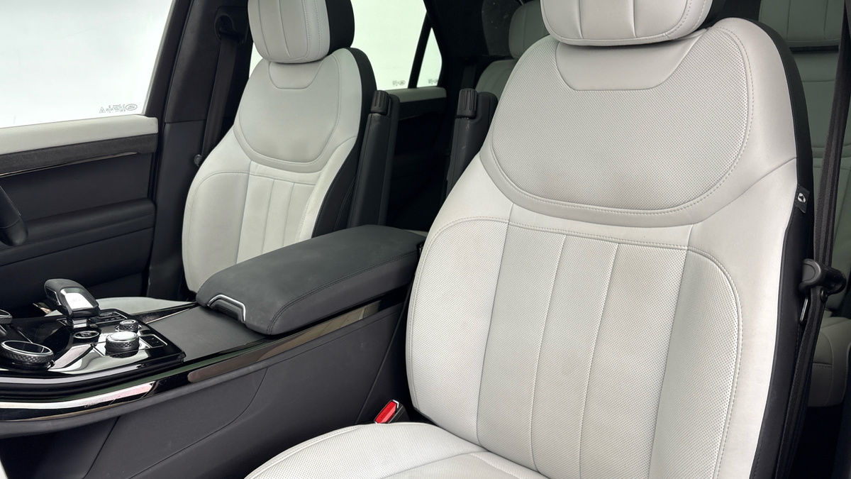 Land Rover Range Rover Sport Image 7