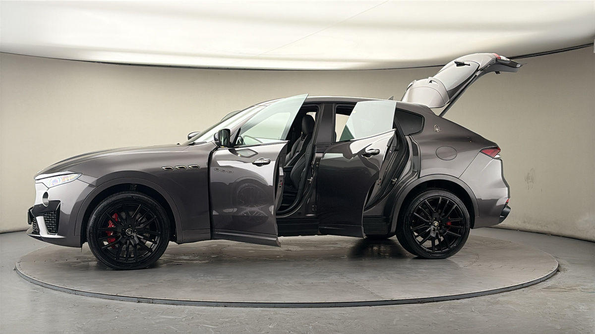 More views of Maserati Levante