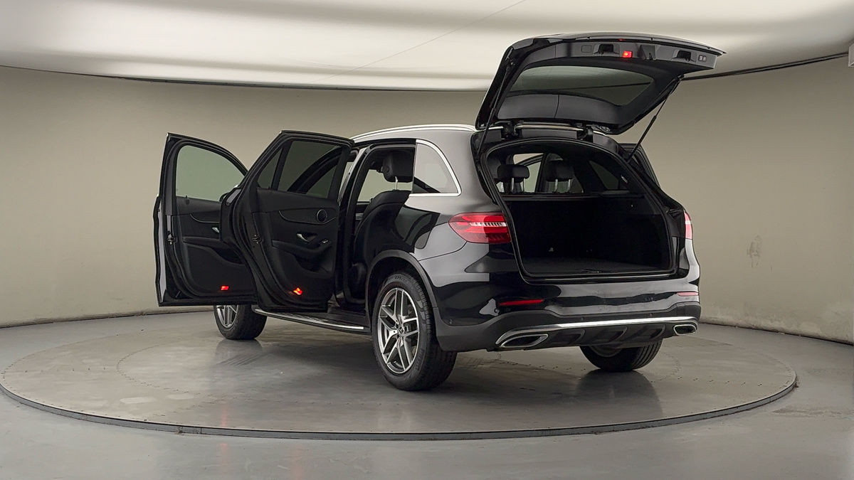 Mercedes-Benz GLC Image 23