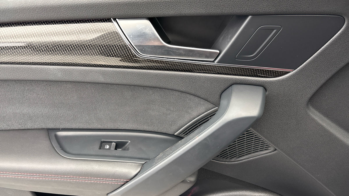 Audi SQ5 Image 19