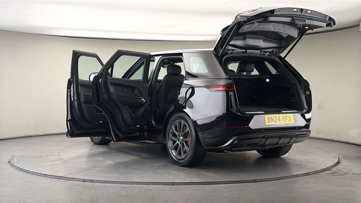 Land Rover Range Rover Sport Image 23