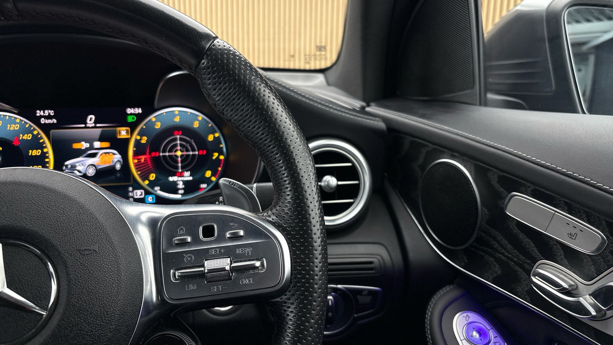 Mercedes-Benz GLC Image 14
