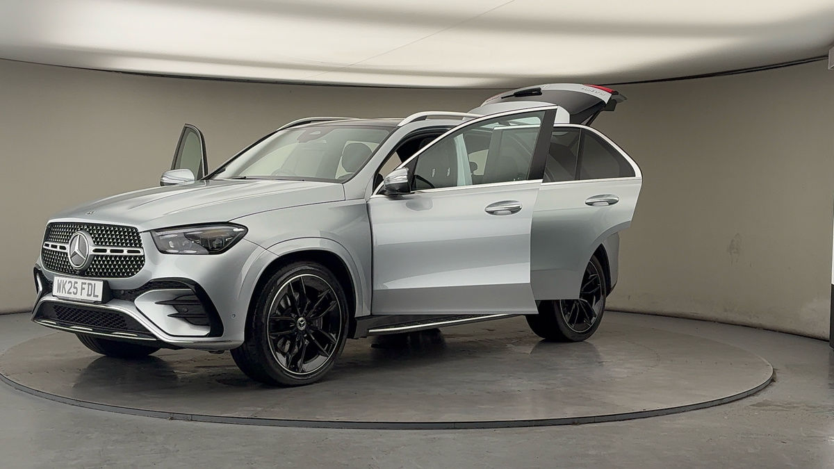 More views of Mercedes-Benz GLE