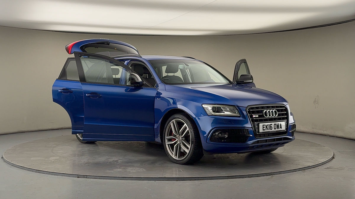 More views of Audi SQ5