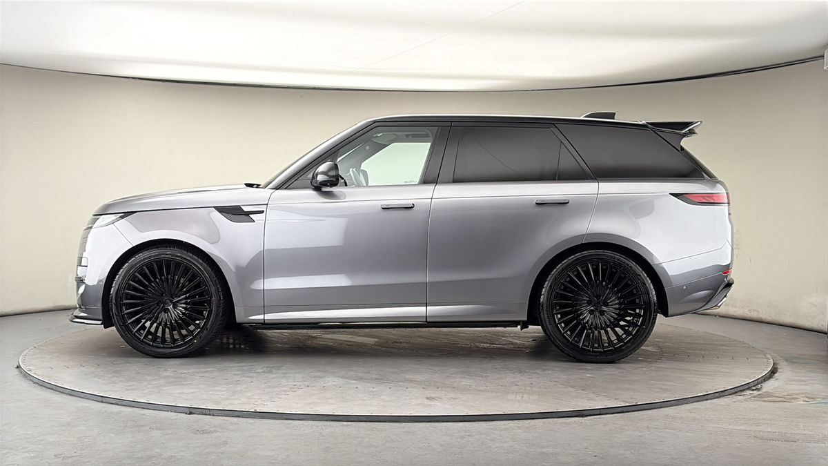 Land Rover Range Rover Sport Urban Image 15