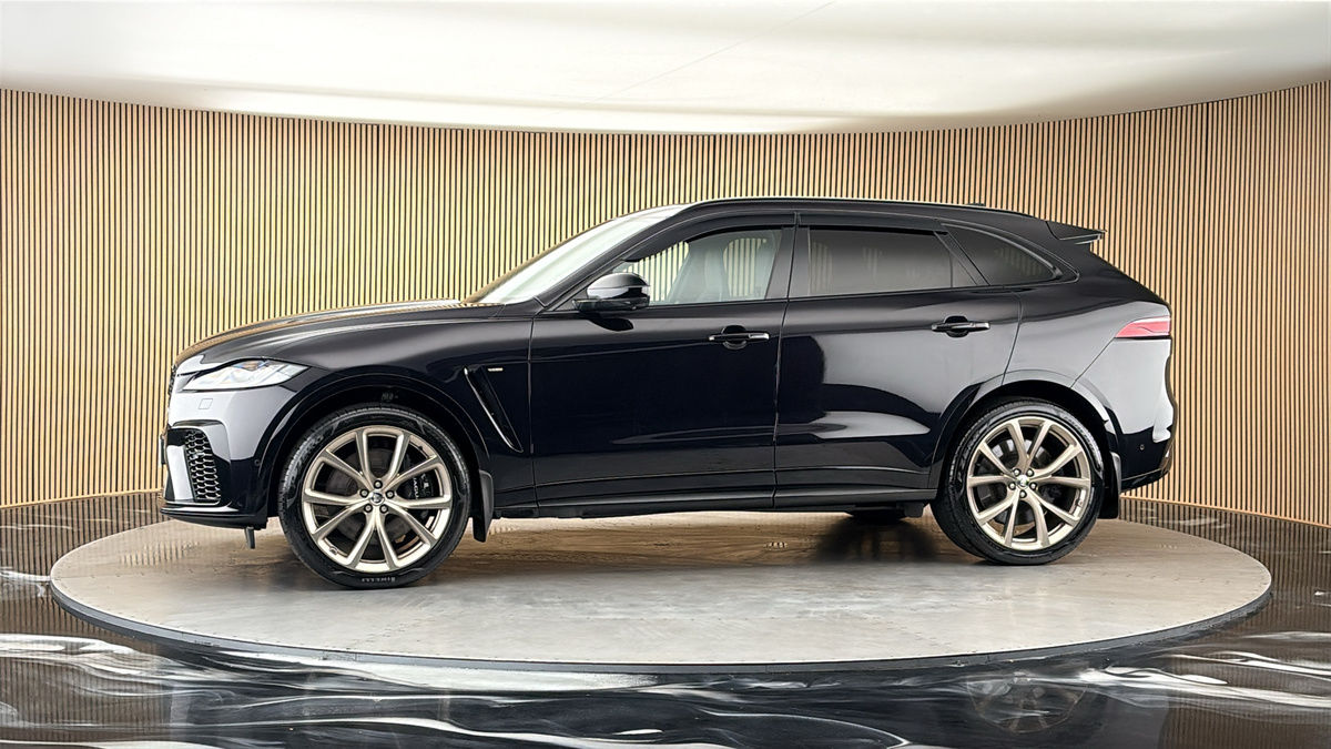 More views of Jaguar F-PACE