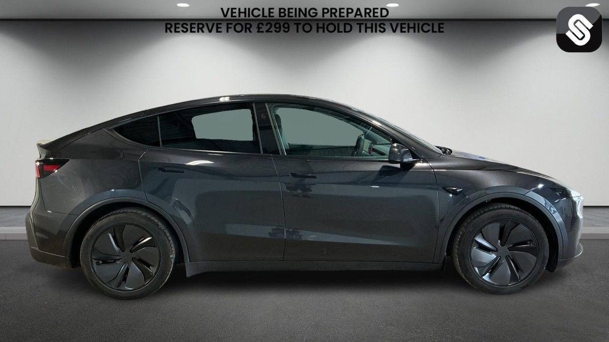 Tesla Model Y Image 5