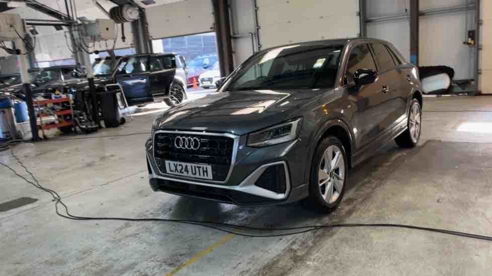 More views of Audi Q2
