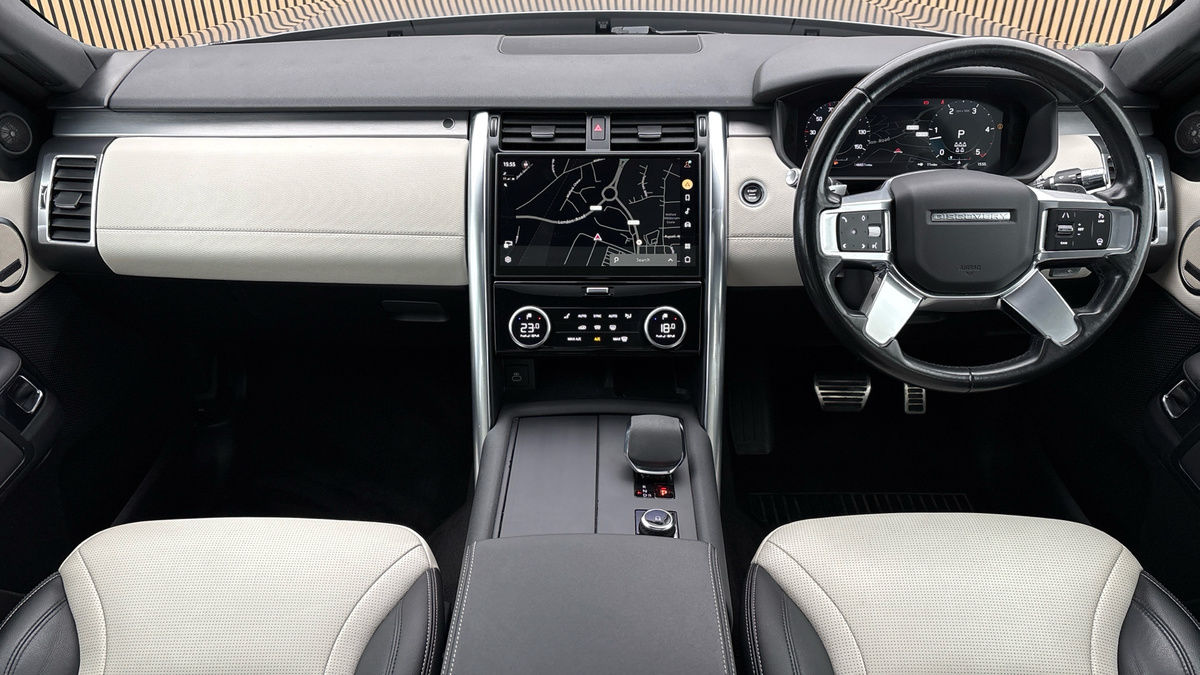 Land Rover Discovery Image 12