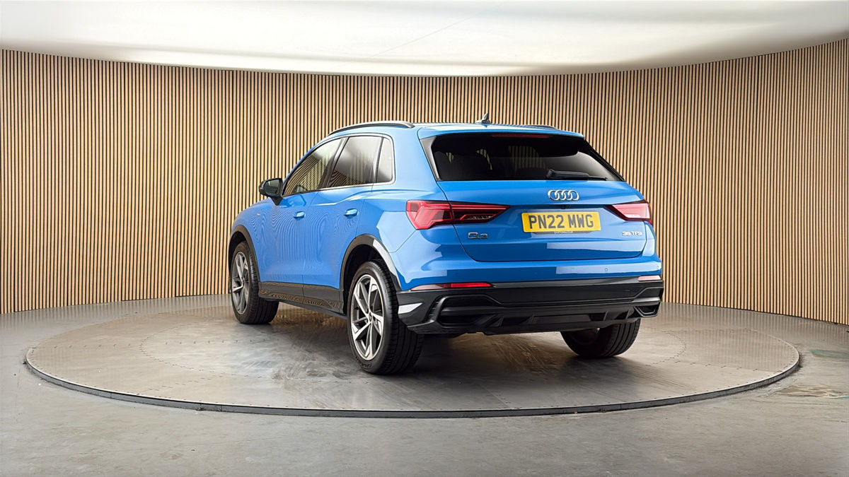 More views of Audi Q3