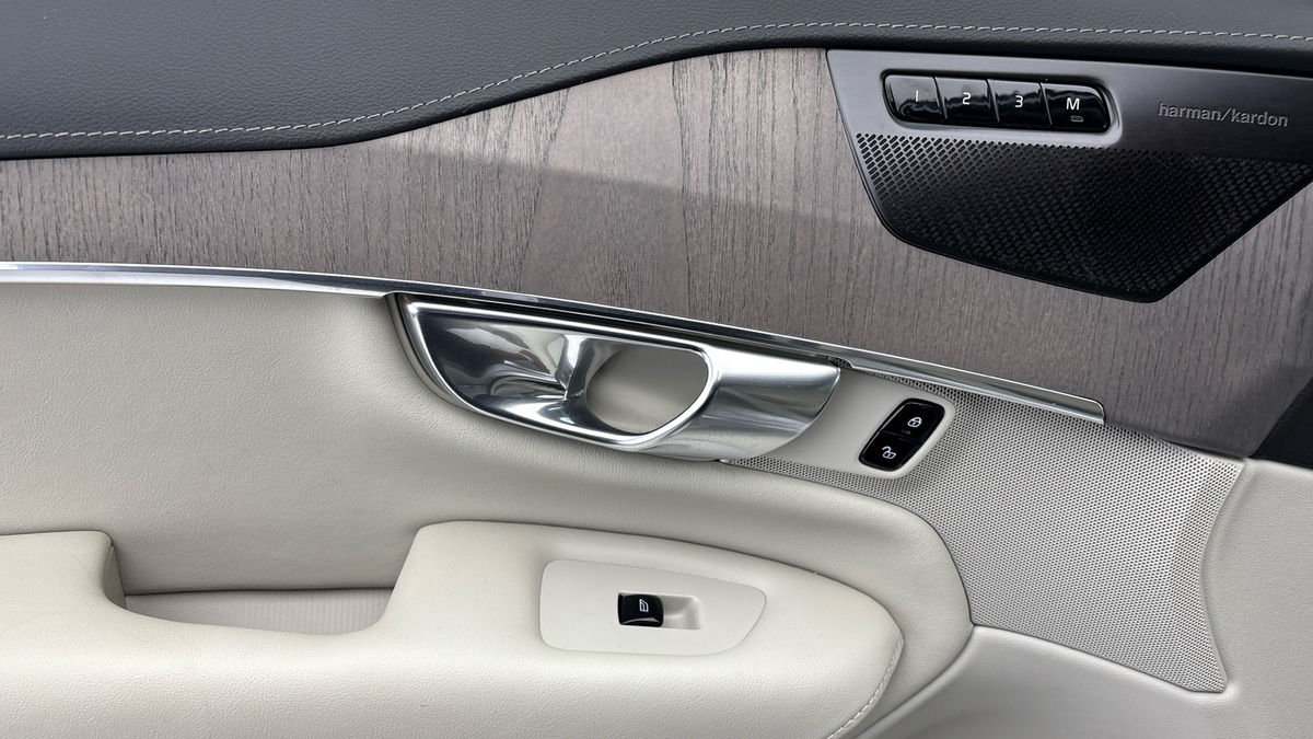 Volvo XC90 Image 19