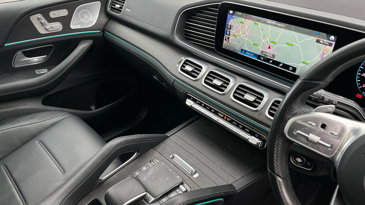 Mercedes-Benz GLE Image 18