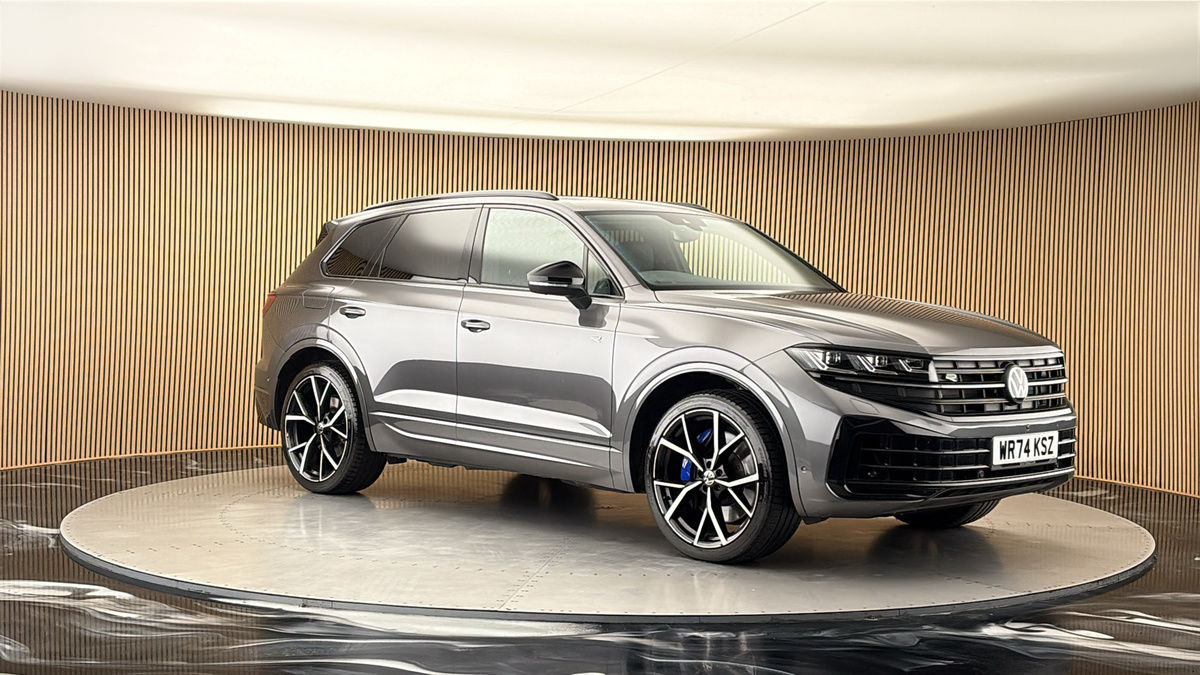 More views of Volkswagen Touareg