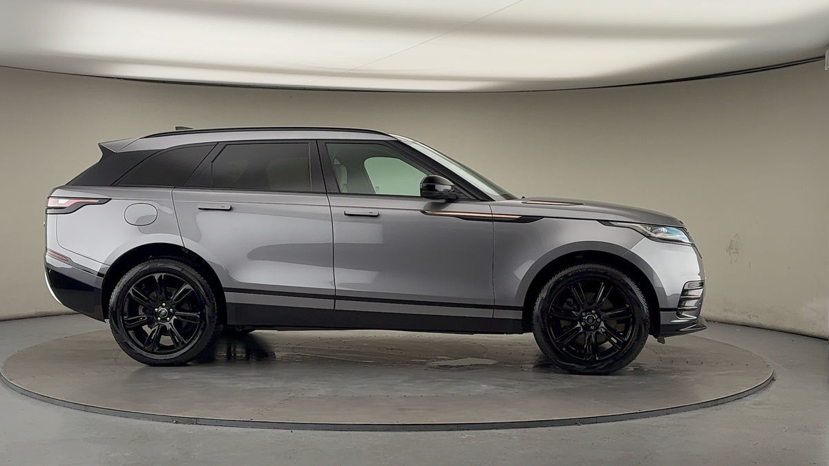 More views of Land Rover Range Rover Velar