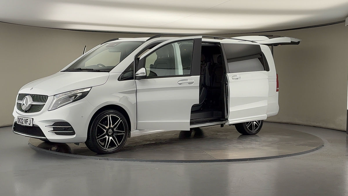 Mercedes-Benz V Class Image 22