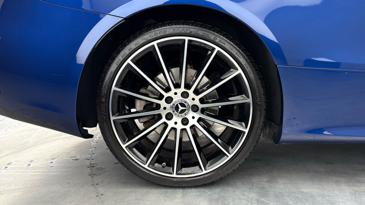 Mercedes-Benz E Class Image 10