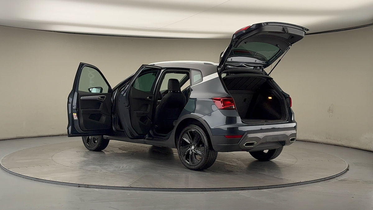 More views of SEAT Arona