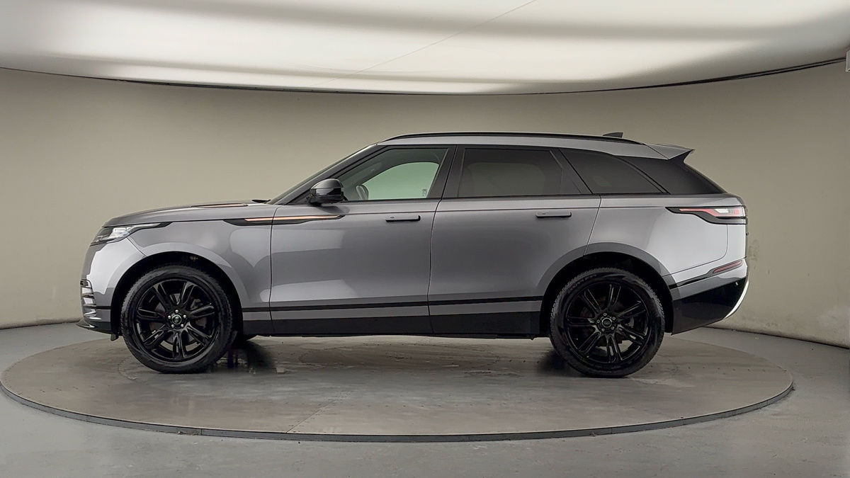 Land Rover Range Rover Velar Image 15