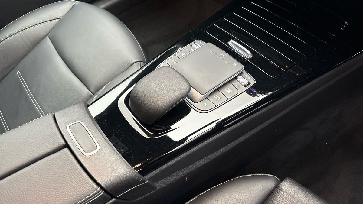 Mercedes-Benz CLA Image 18