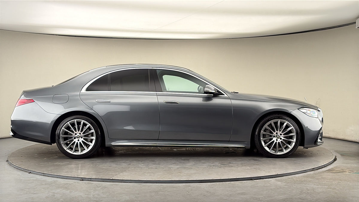 Mercedes-Benz S Class Image 16