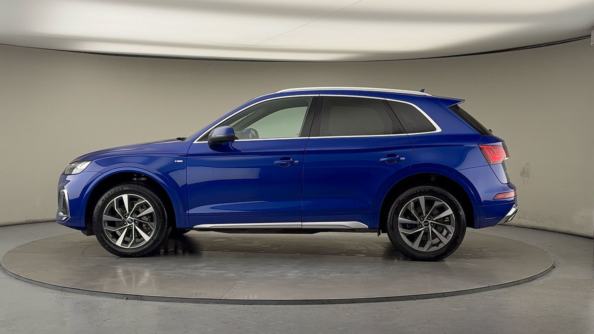 More views of Audi Q5