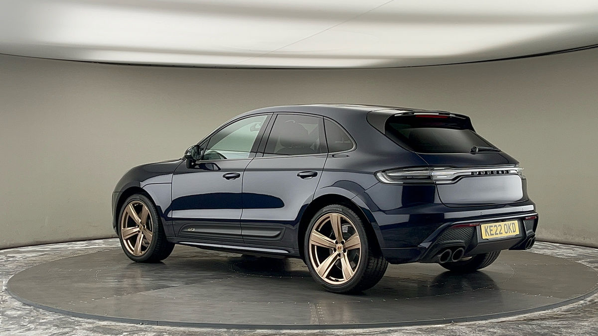 More views of Porsche Macan
