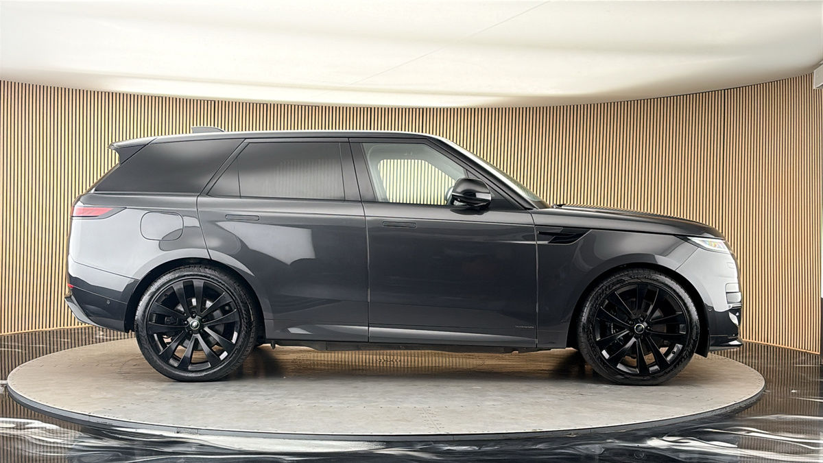 Land Rover Range Rover Sport Image 16