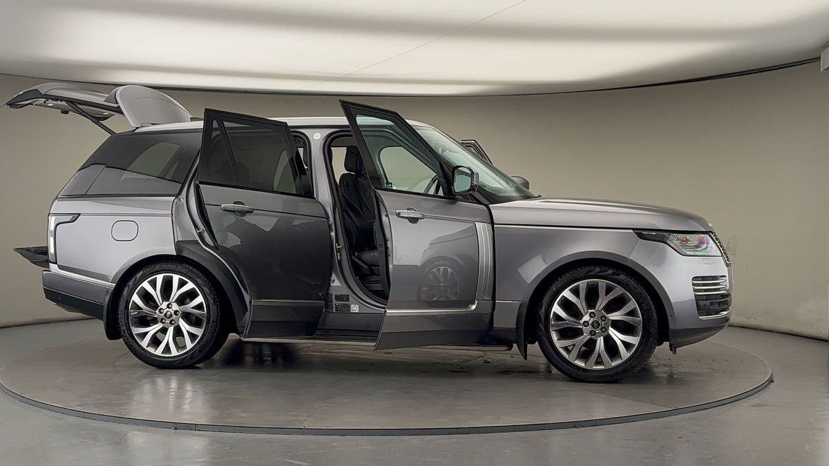 More views of Land Rover Range Rover