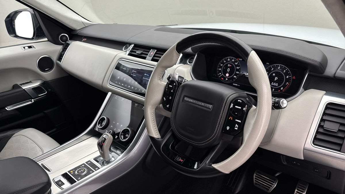Land Rover Range Rover Sport Image 5