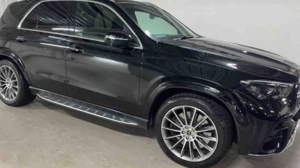 More views of Mercedes-Benz GLE