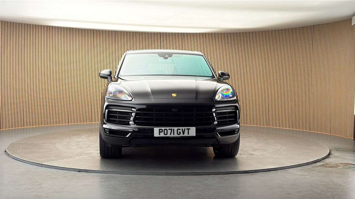 More views of Porsche Cayenne
