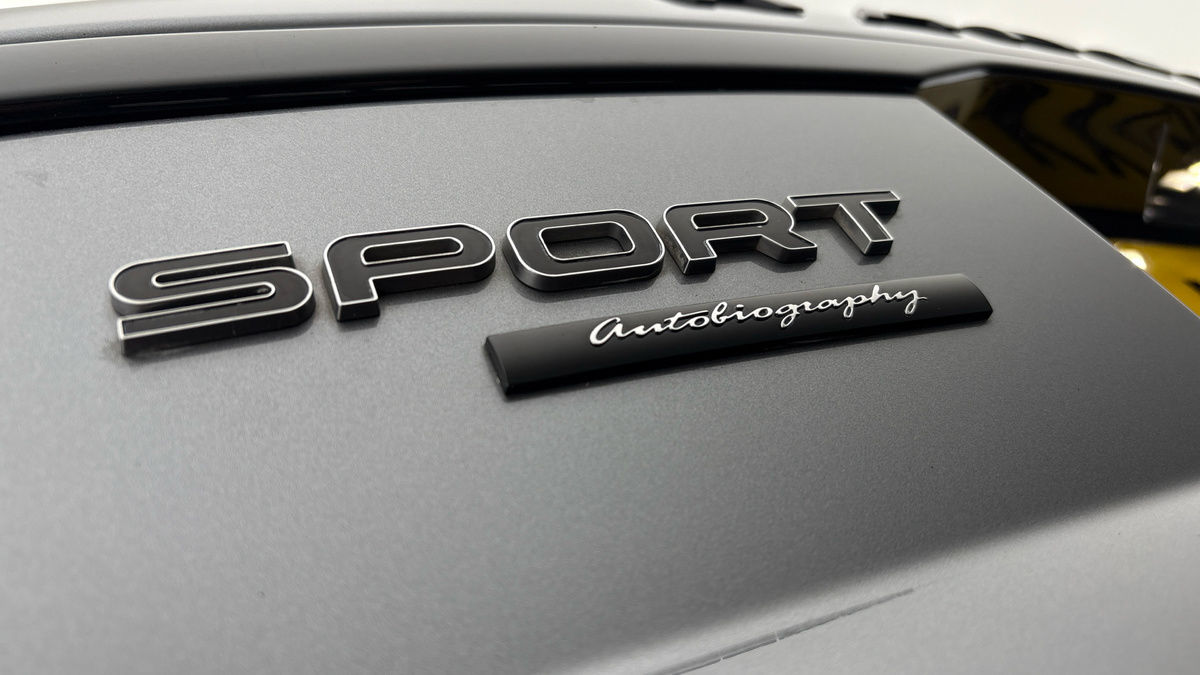 Land Rover Range Rover Sport Image 26