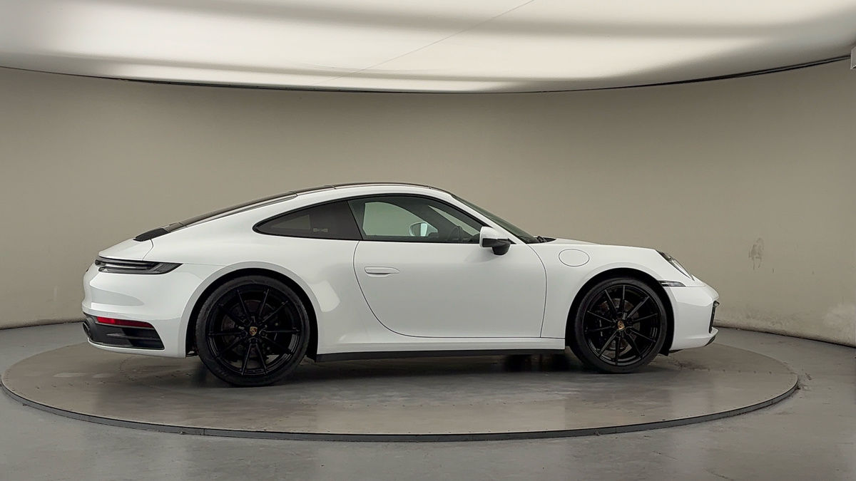 More views of Porsche 911