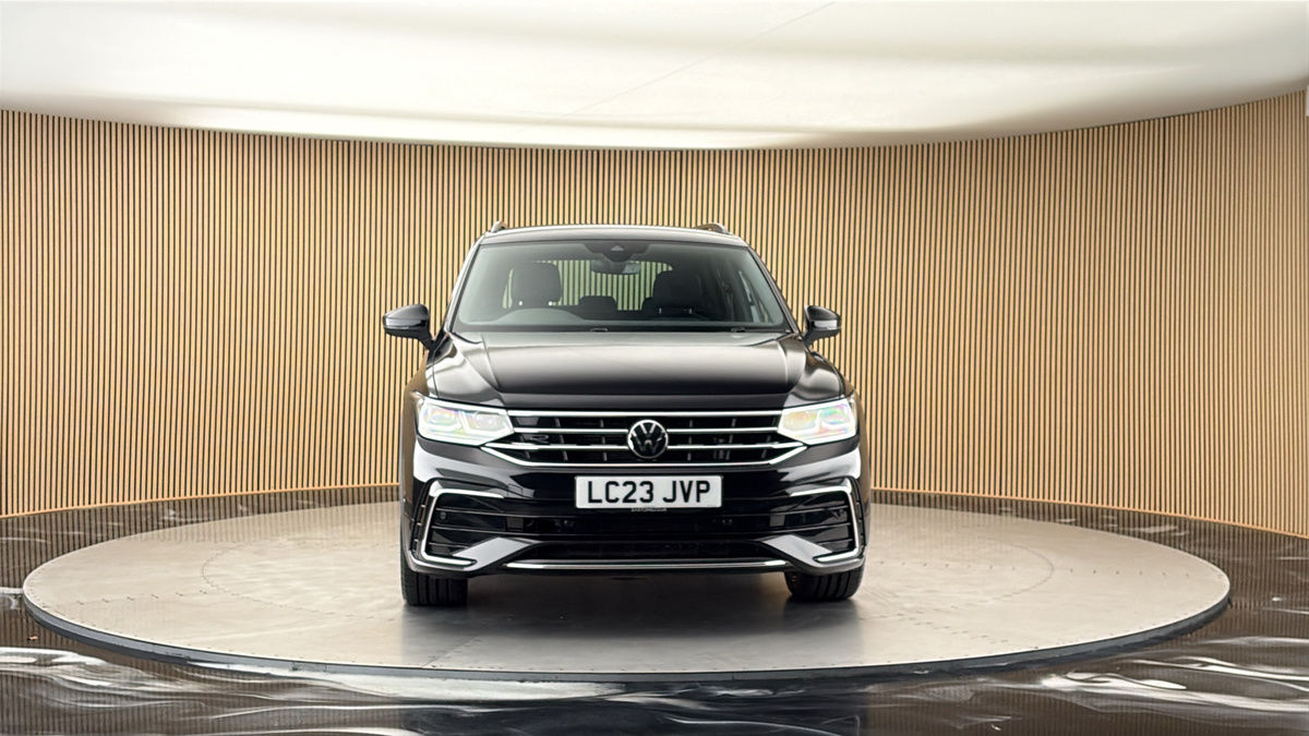 More views of Volkswagen Tiguan