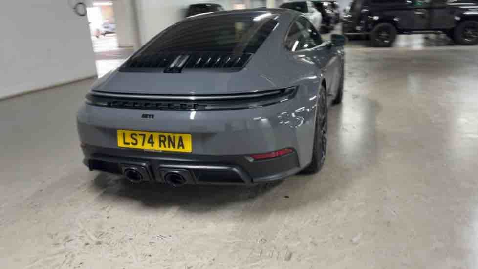 More views of Porsche 911