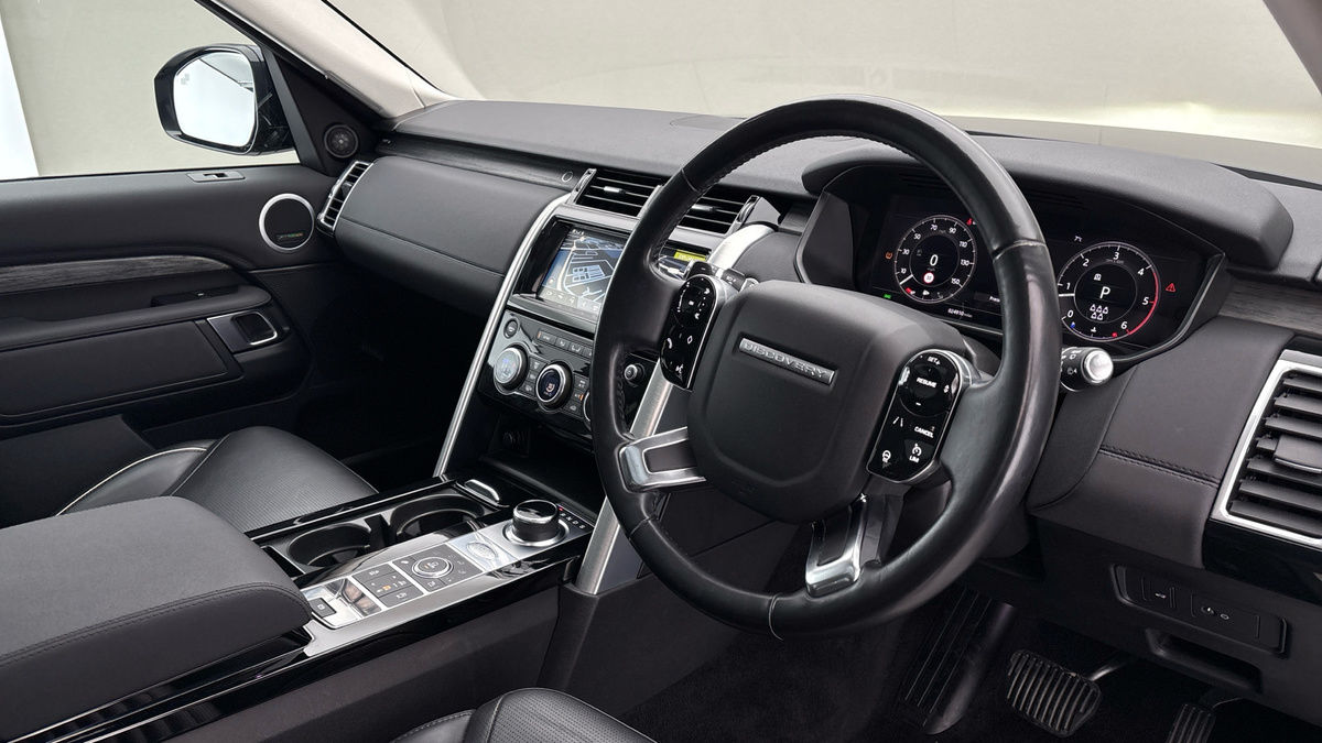 Land Rover Discovery Image 5