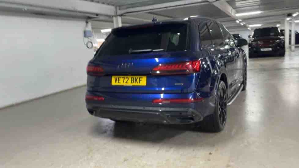 More views of Audi Q7
