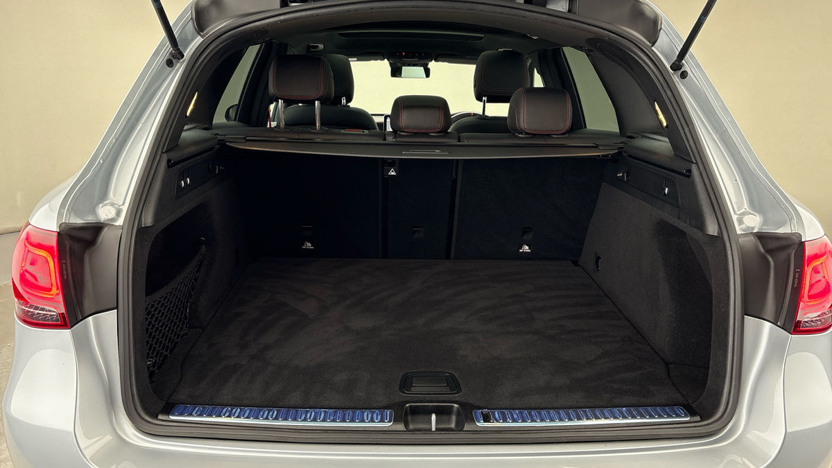 Mercedes-Benz GLC Image 11
