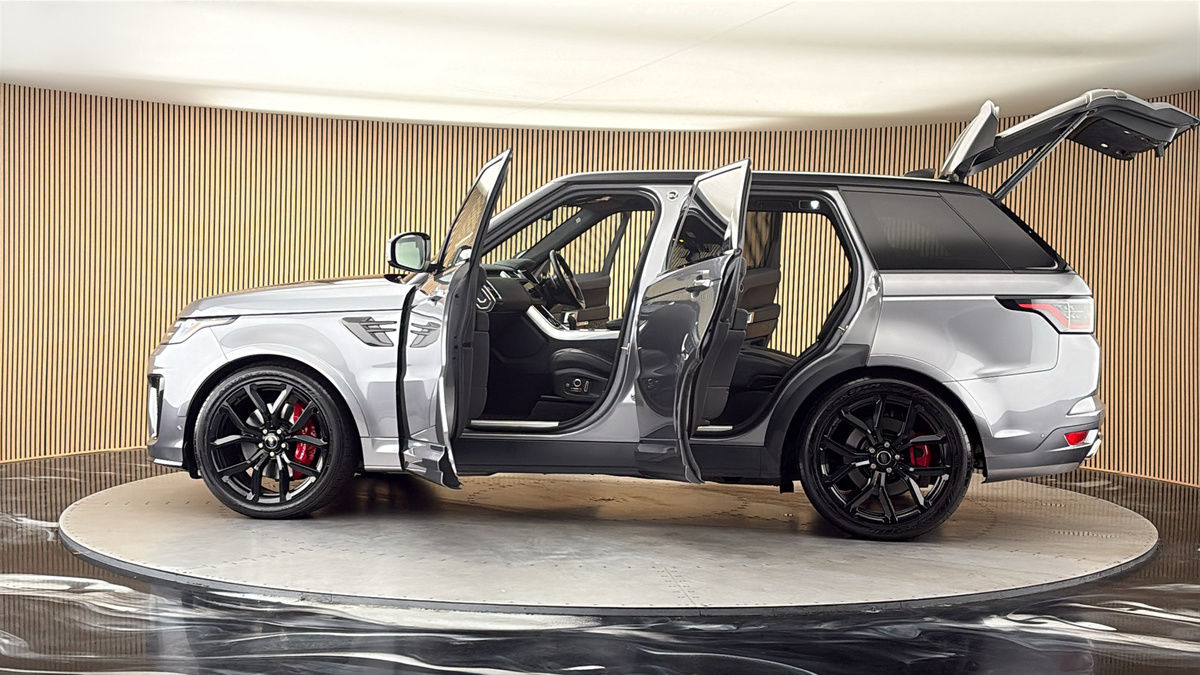 More views of Land Rover Range Rover Sport