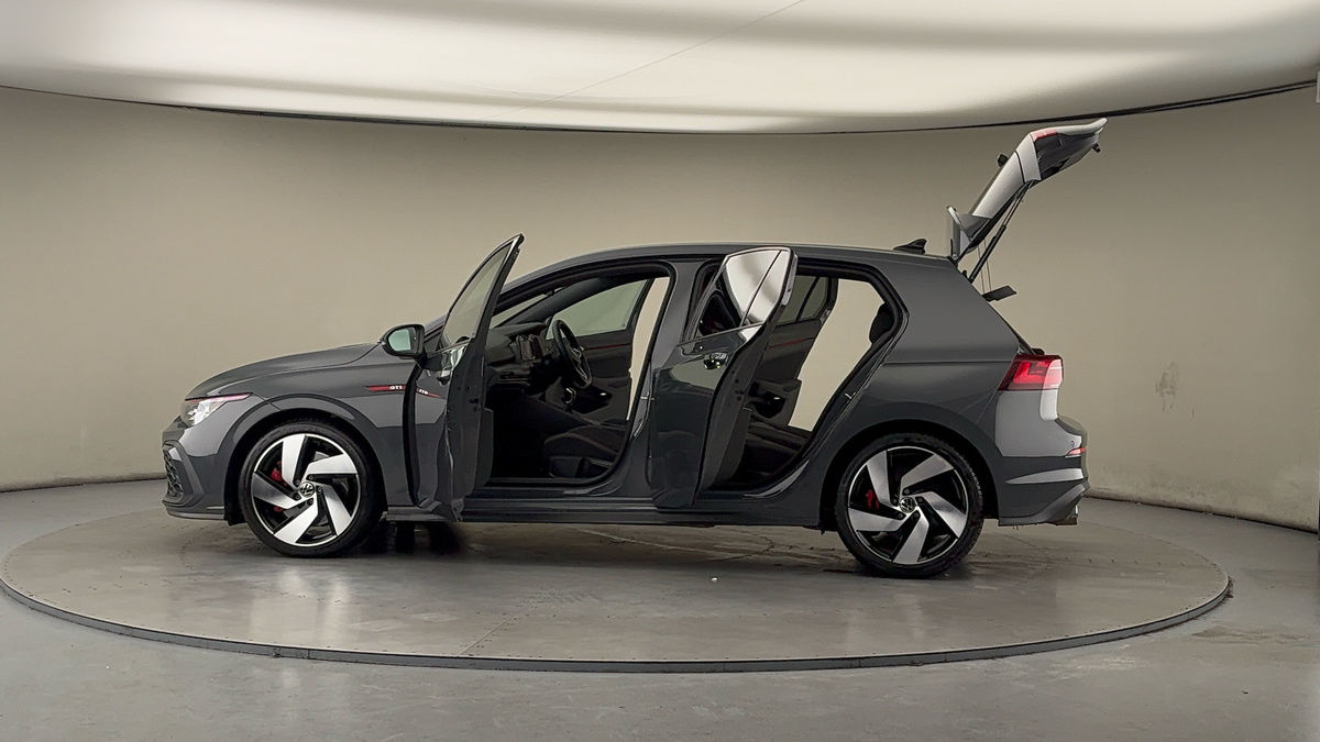 More views of Volkswagen Golf