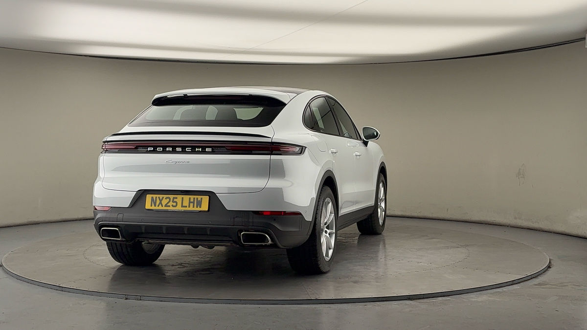 More views of Porsche Cayenne