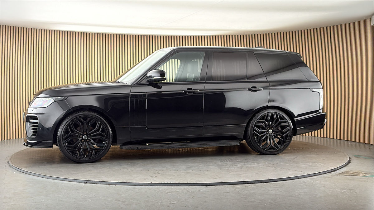More views of Land Rover Range Rover
