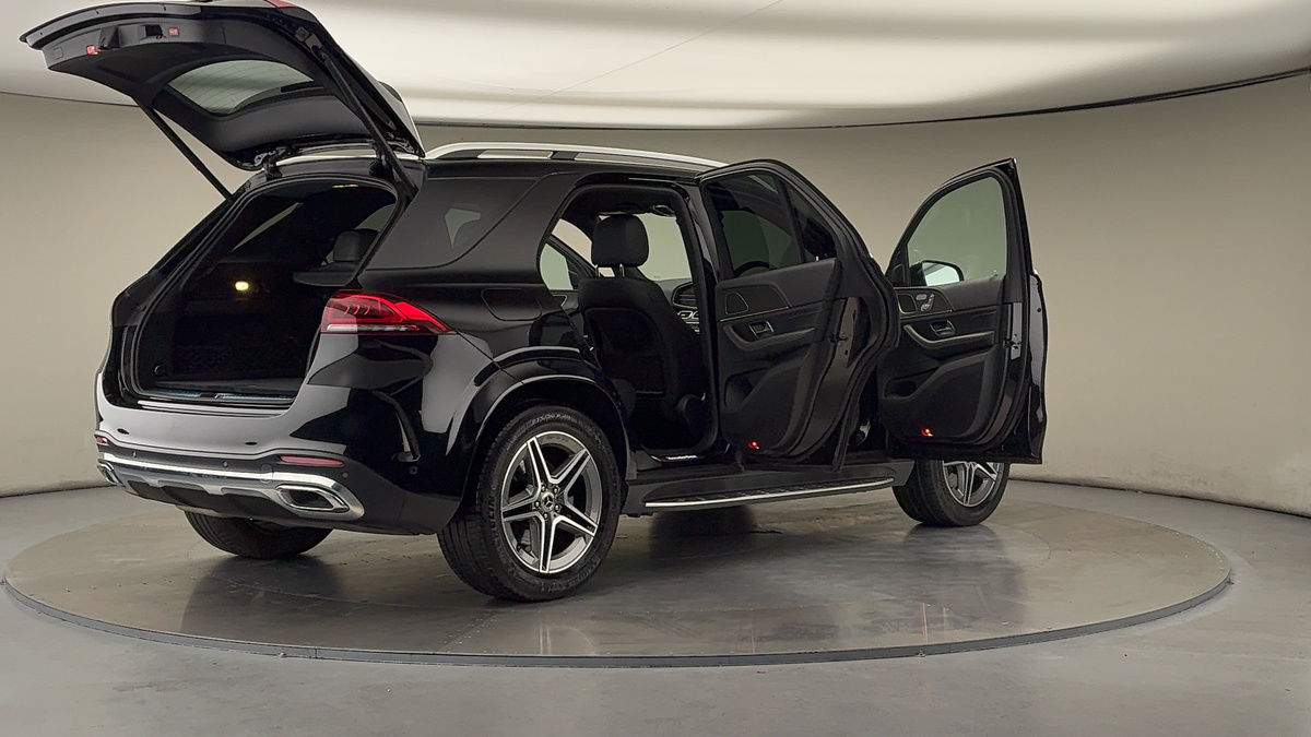 More views of Mercedes-Benz GLE