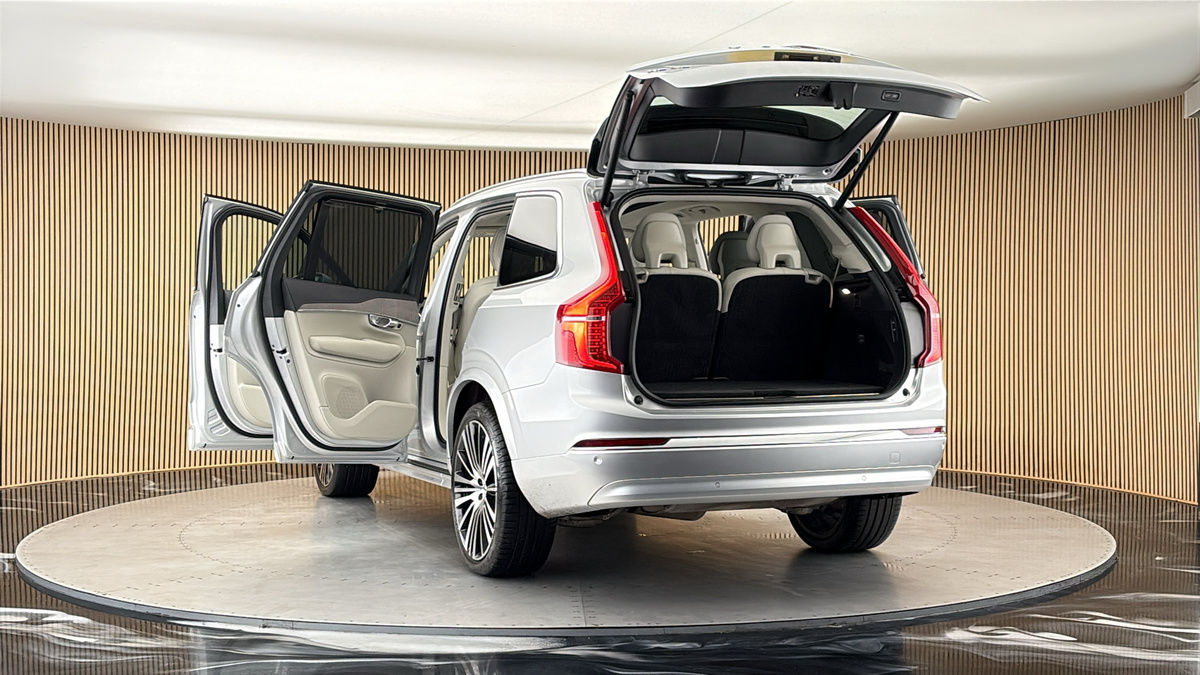 More views of Volvo XC90