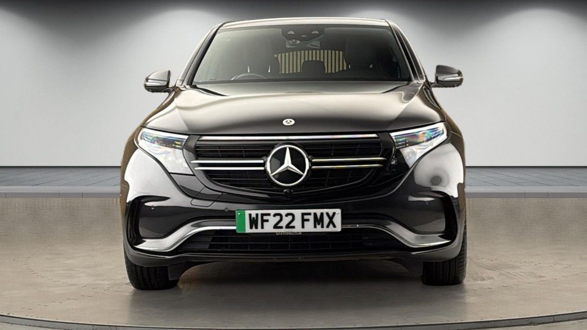 Mercedes-Benz EQC Image 3