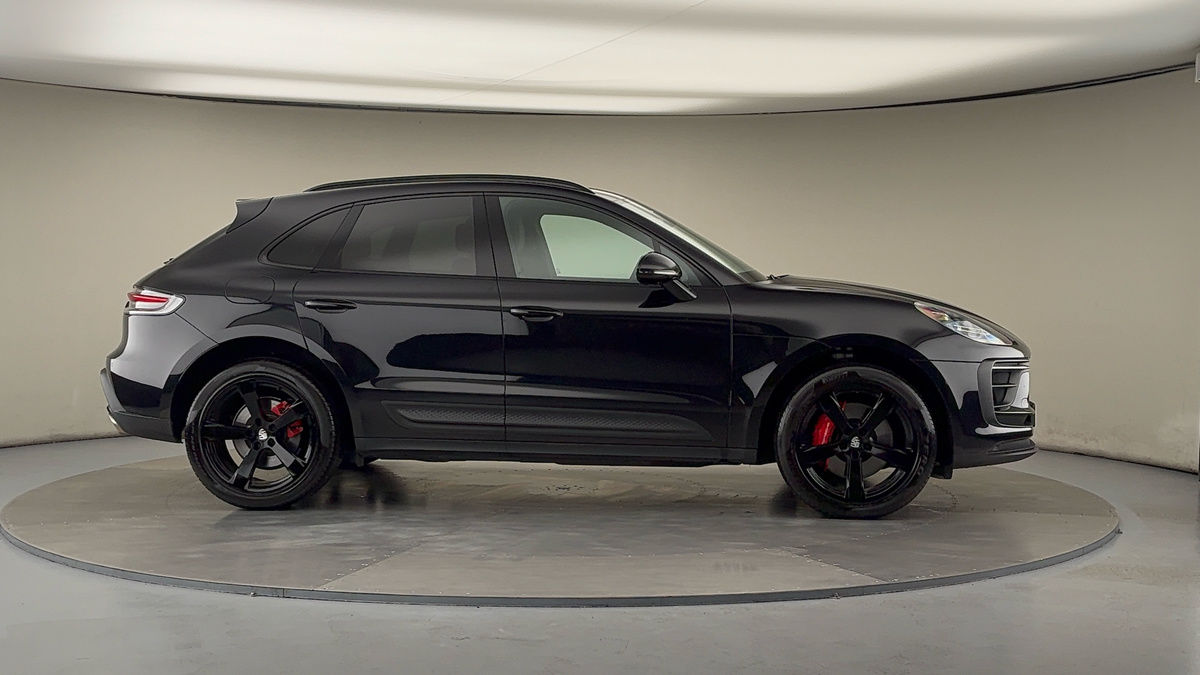 More views of Porsche Macan