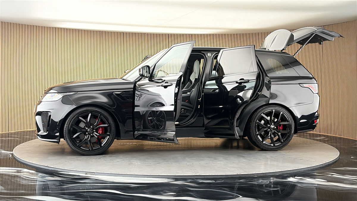 More views of Land Rover Range Rover Sport